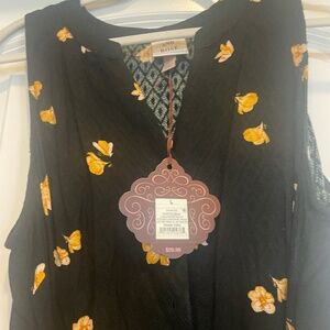 FREE SHIPPING! Knox Rose dress , never worn